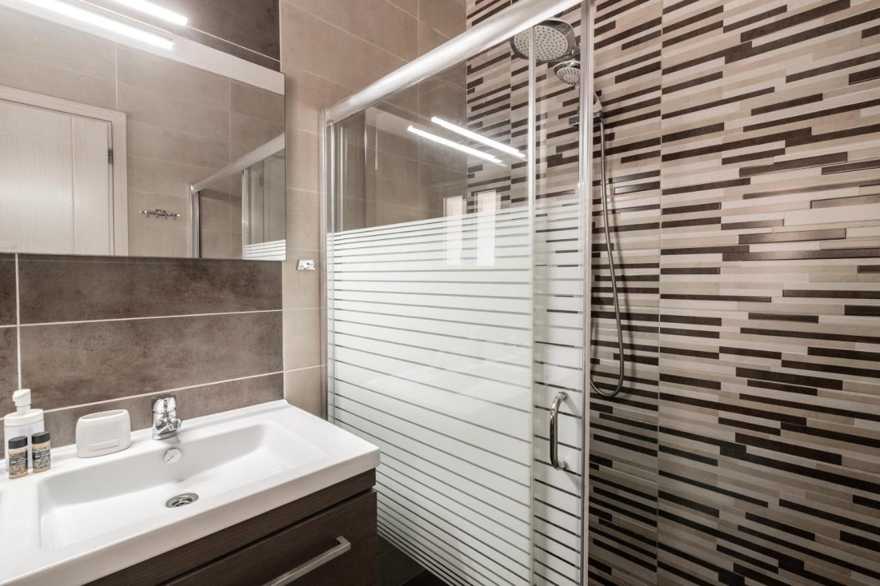 Villa Elizabeth - Seafront Classic Villa! Argassi Zewnętrze zdjęcie